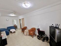 Blk 4 Lew Lian Gardens (Serangoon), HDB 3 Rooms #574055271
